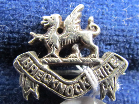 Silver Brecknockshire South Wales Border Battalion Sweethearts Brooch