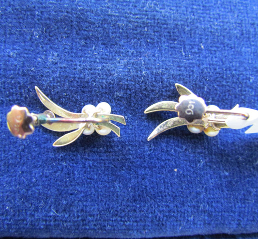 9ct Rose Gold Screw Earrings Set With A 4 Pearl Cluster Matching Brooch