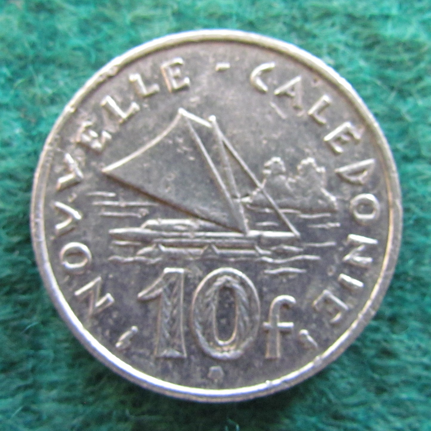 Nouvelle Caledonie 1967 10 Franc Coin
