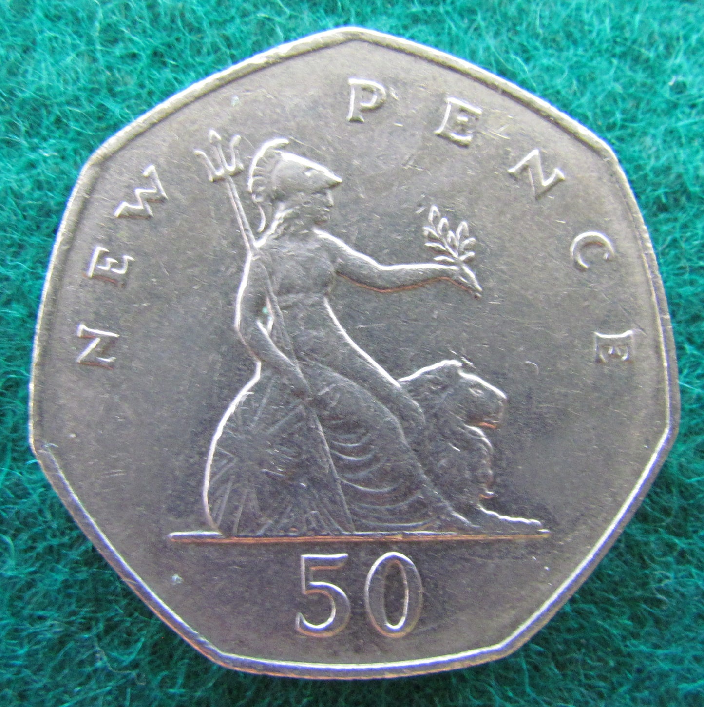 GB British UK English 1976 50 New Pence Queen Elizabeth II Coin
