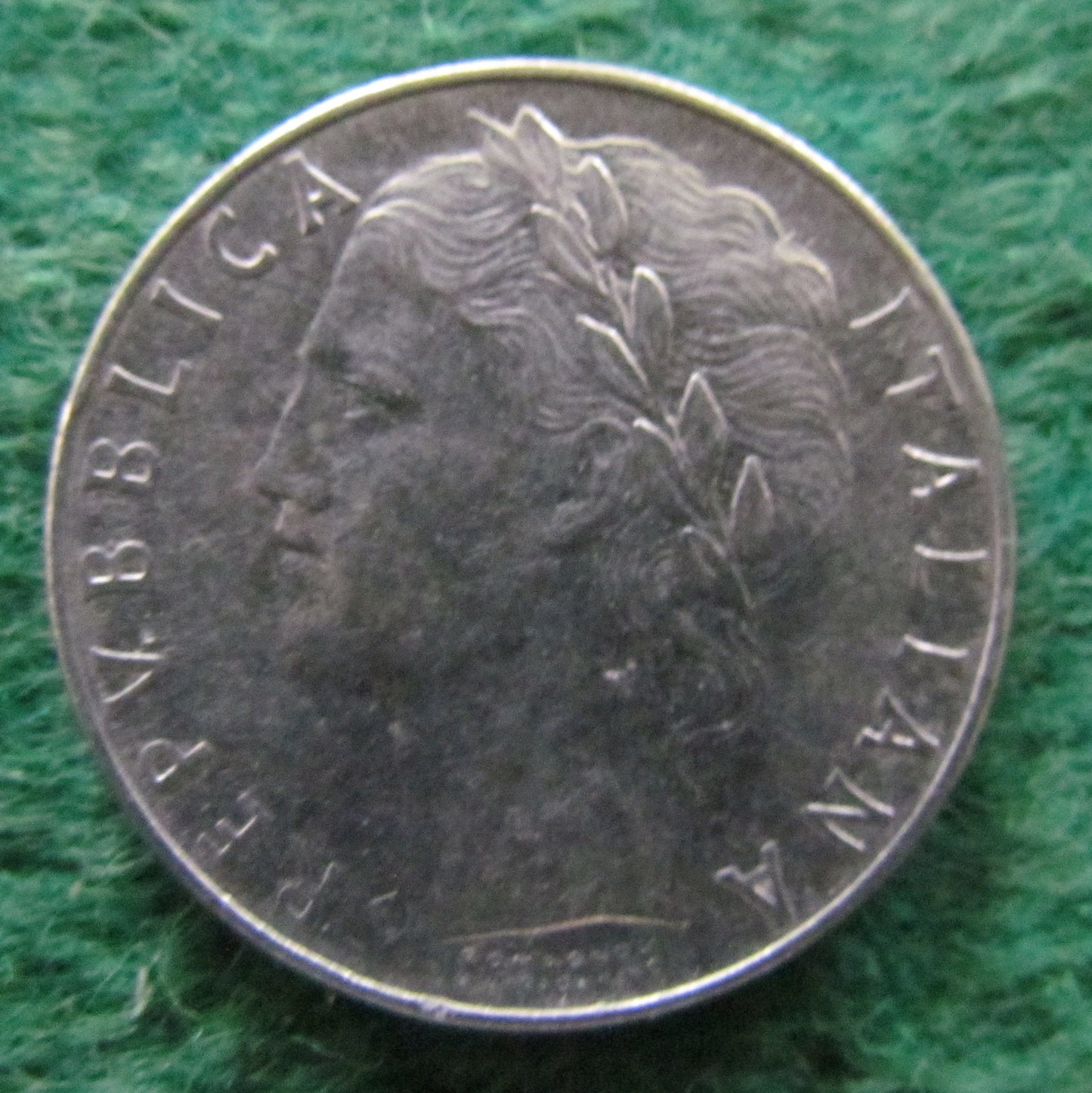 Italy 1957 100 Lira Coin