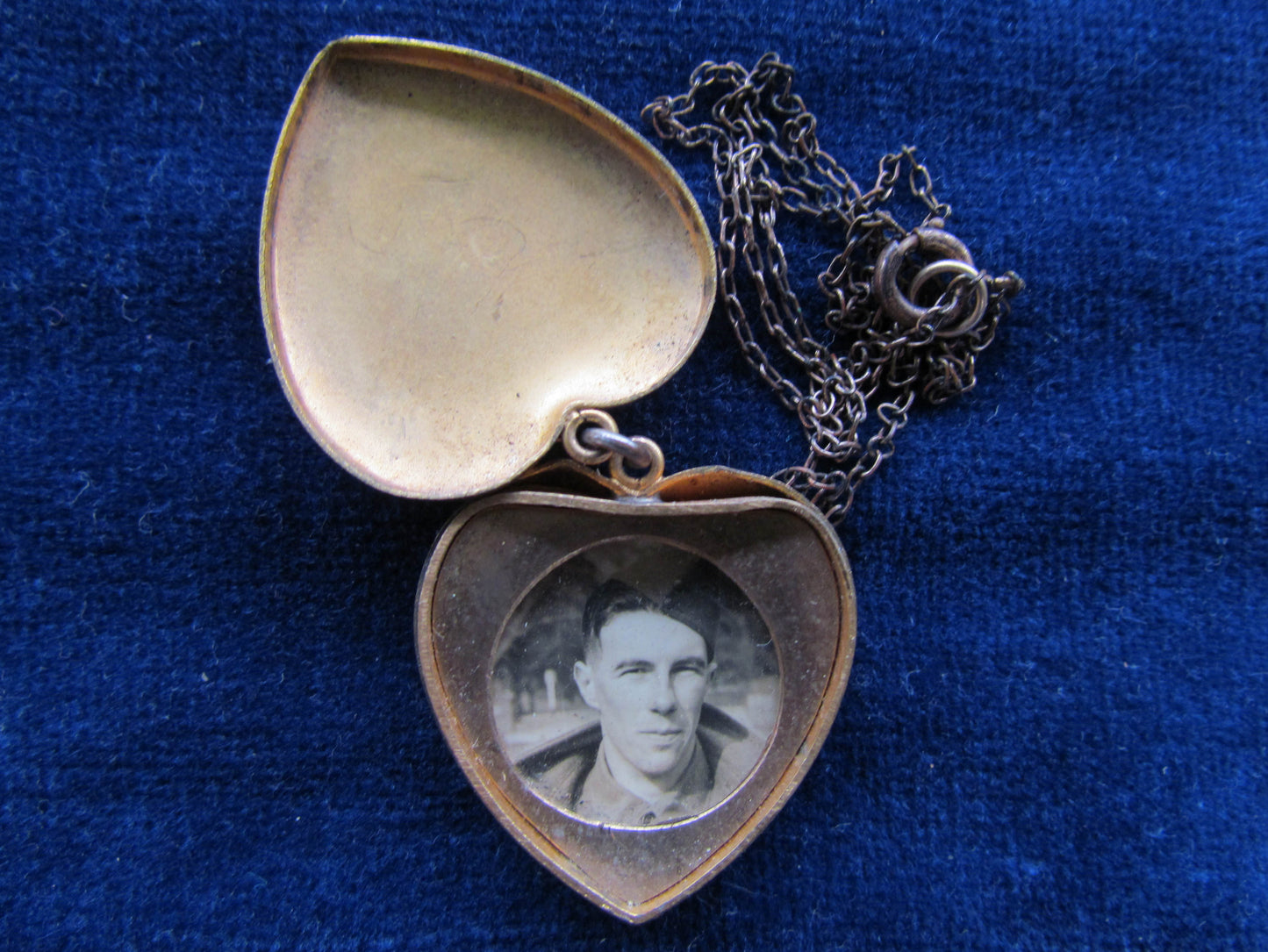 Gold Plated Sweethearts Heart Shaped Photo Locket Pendant On Chain