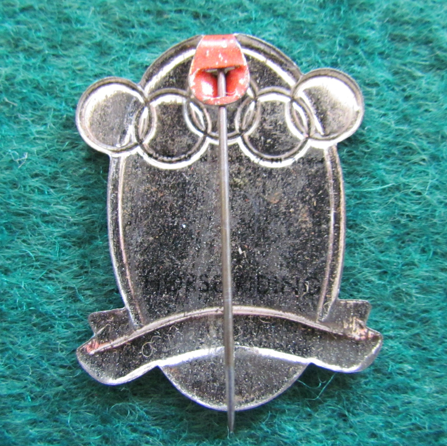 Australian Melbourne 1956 Olympic Games Horse Riding Tin Badge