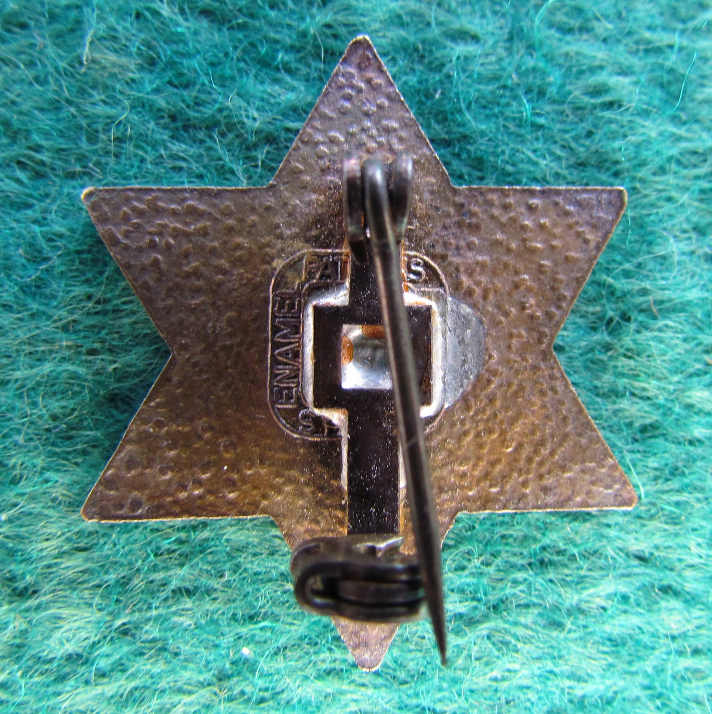 Sydney Dance Academy Lapel Badge