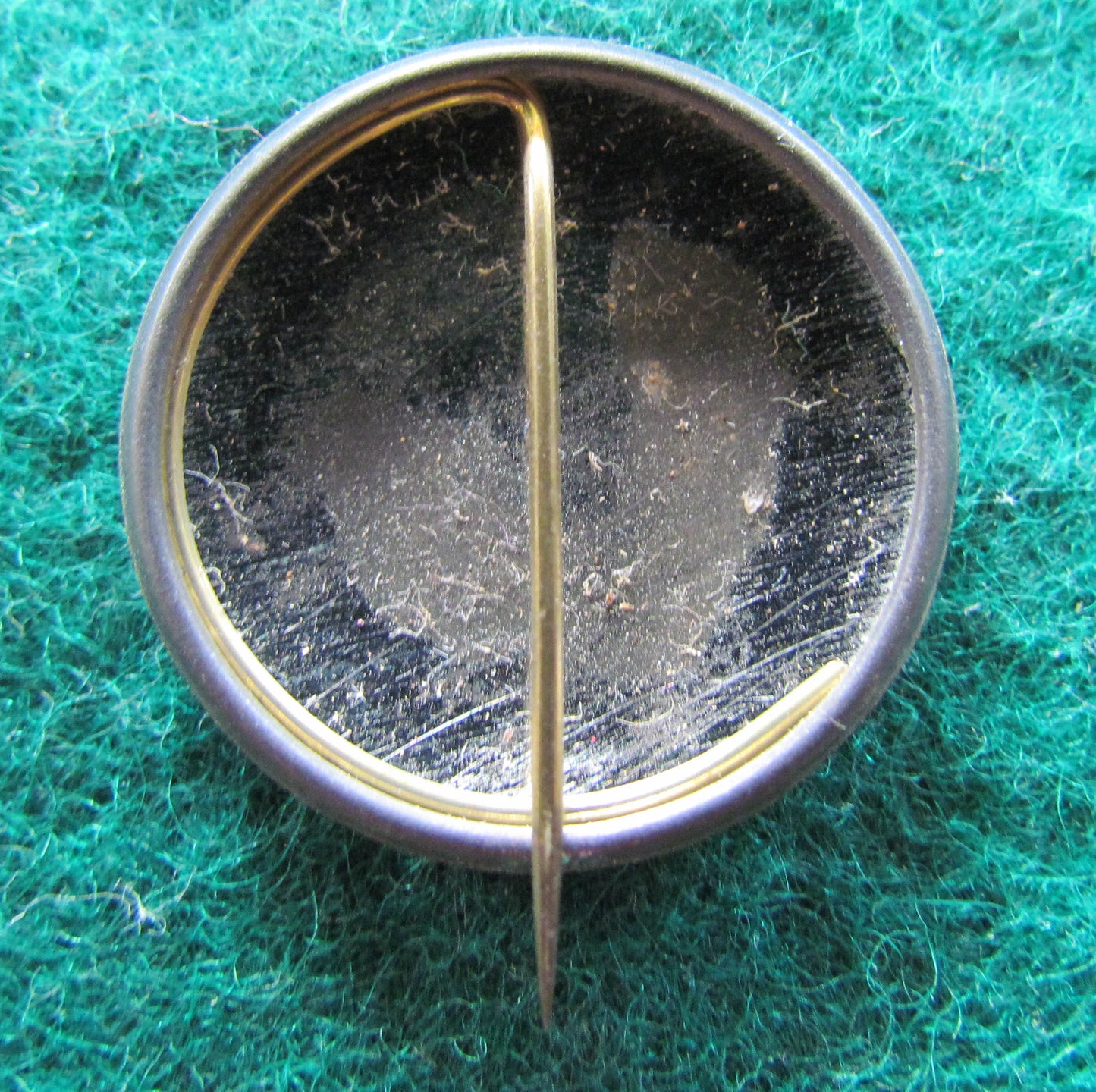 NRL Scanlens Anti Supporter Badges 1968 - Bruise The Bears