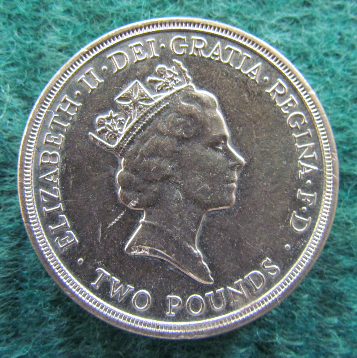 GB British UK English 1995 2 Pound Dove Peace Good Will Queen Elizabeth Coin