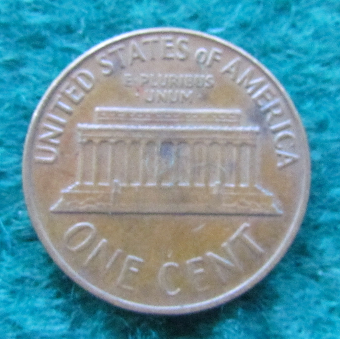 USA American 1965 1 Cent Lincoln Monument Coin - Circulated