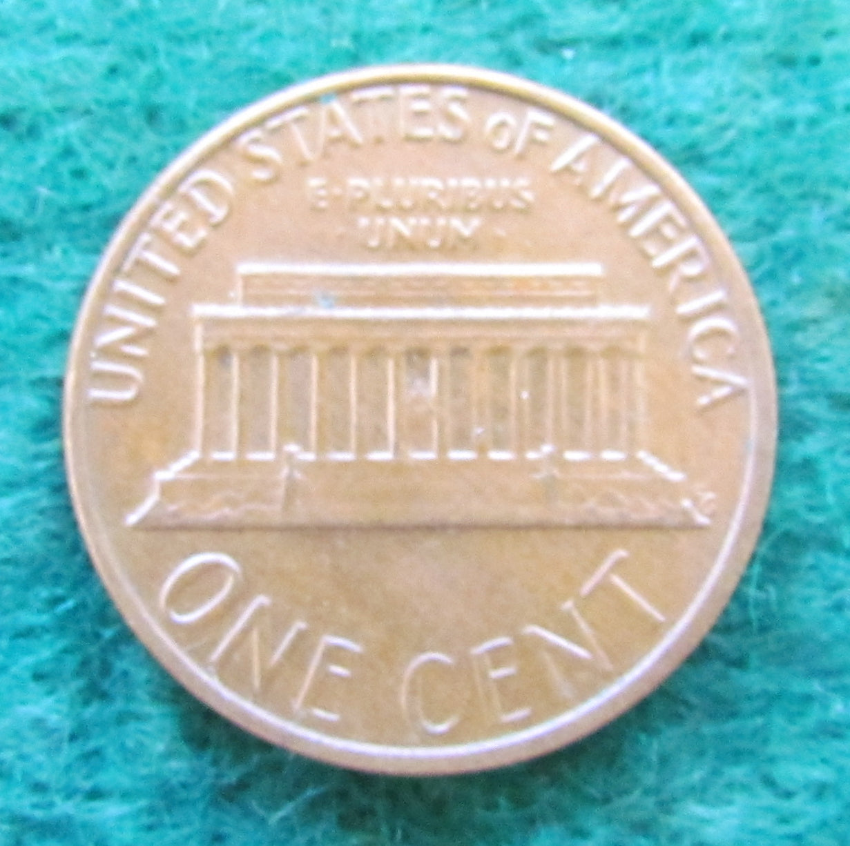 USA American 1980 1 Cent Lincoln Monument Coin - Circulated