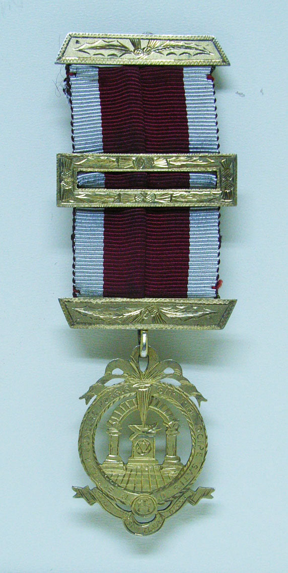 Masons Gold Plated Royal Arch Breast Jewel