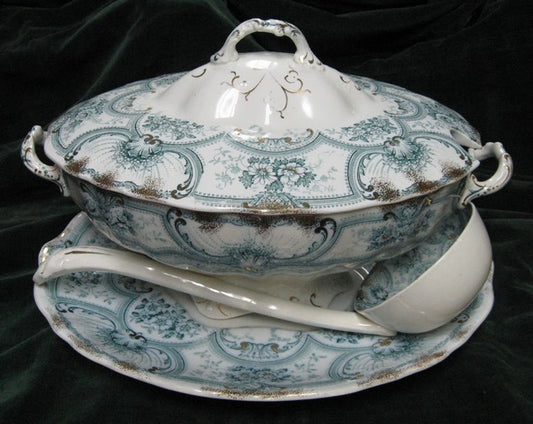J G Meakin York pattern lidded soup tureen with stand and ceramic ladle