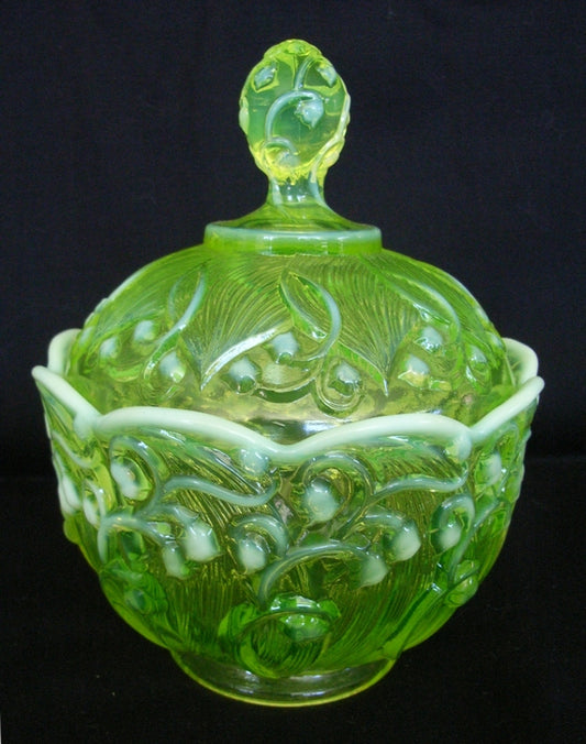 Yellow / green citrine / Citroen / uranium glass jug with footed molded body with opaline trim