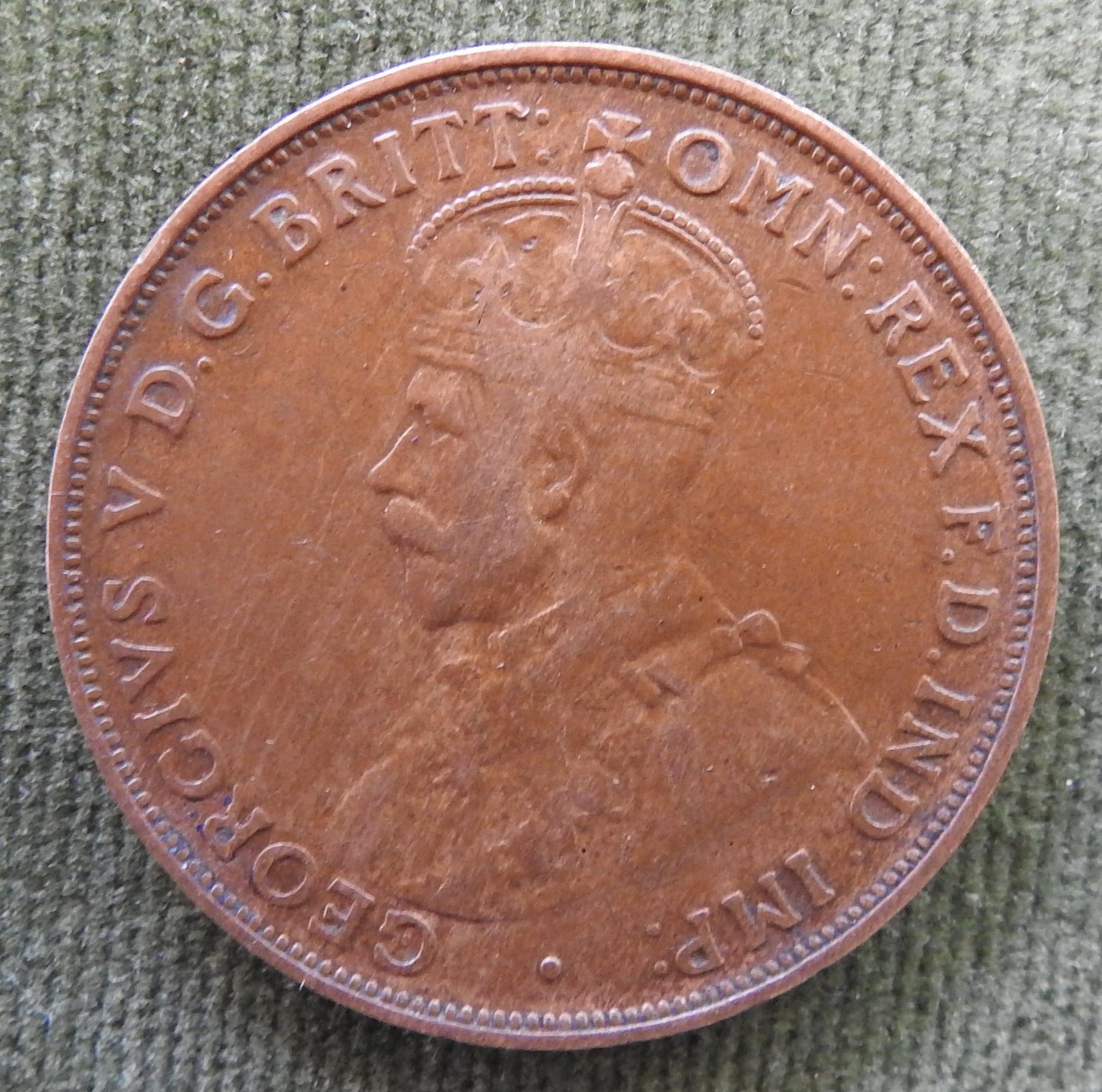 Australian 1920 1d 1 Penny Dot Above Top Scroll .// King George V Coin
