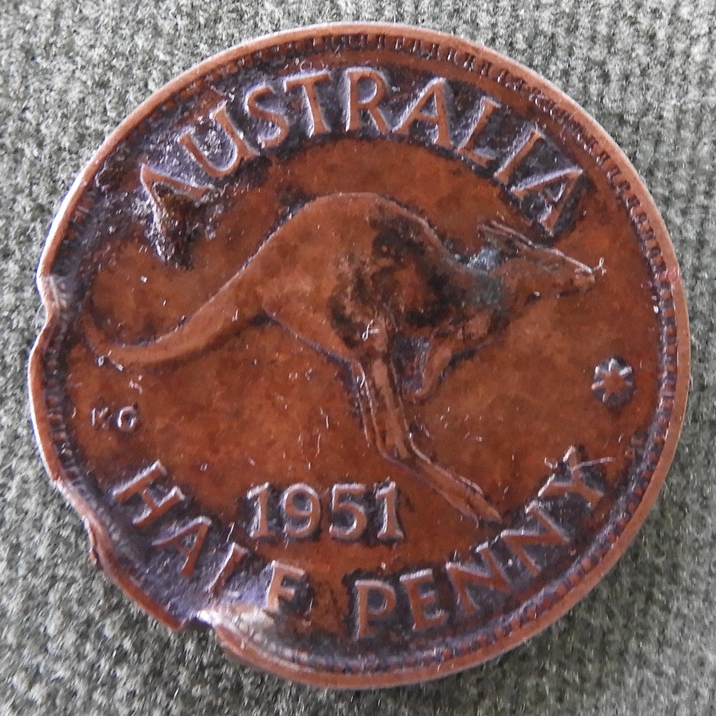 Australian 1951 Half Penny King George VI Coin - Disfigured