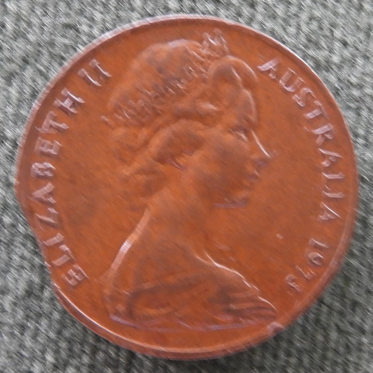 Australian 1973 2 Cent Queen Elizabeth II Coin - Clipped