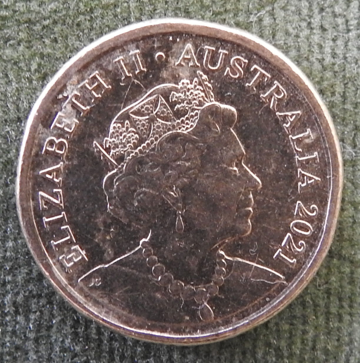 Australian 2021 2 Dollar Aboriginal Elder Queen Elizabeth Coin