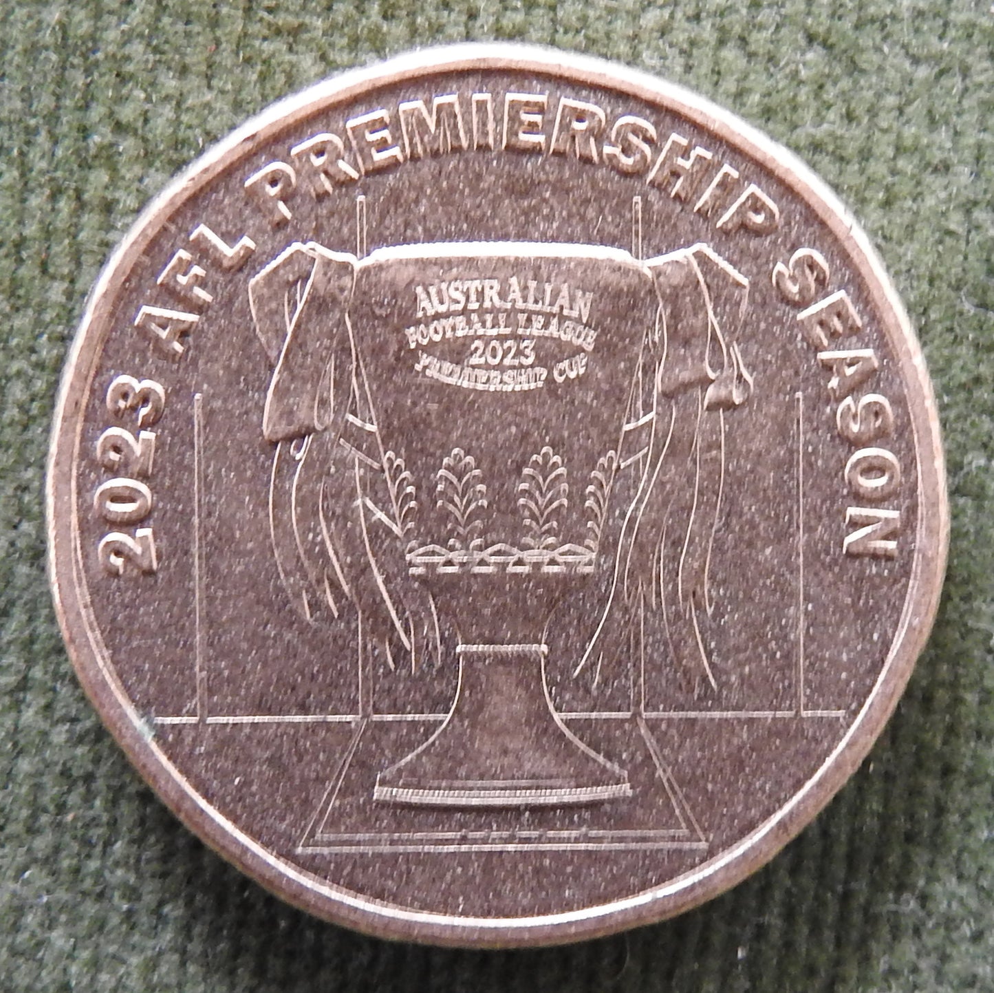 Australian 2023 1 Dollar AFL Premiership Season Queen Elizabeth Coin