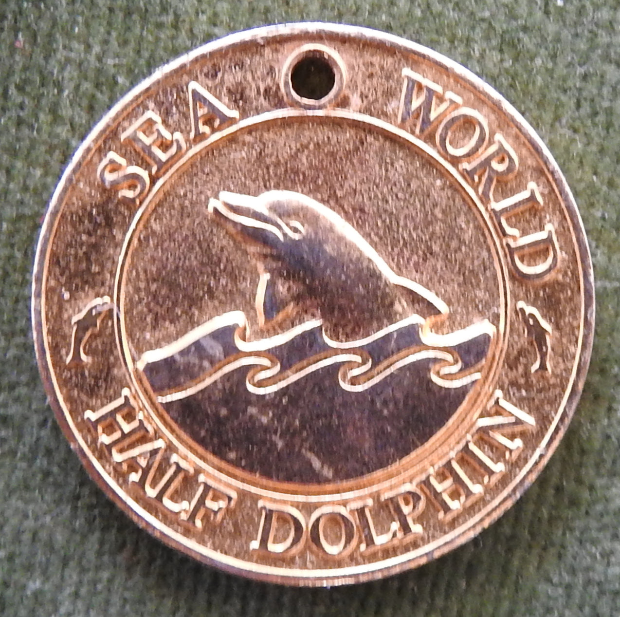 Australian Sea World Token - Half Dolphin Child Ride