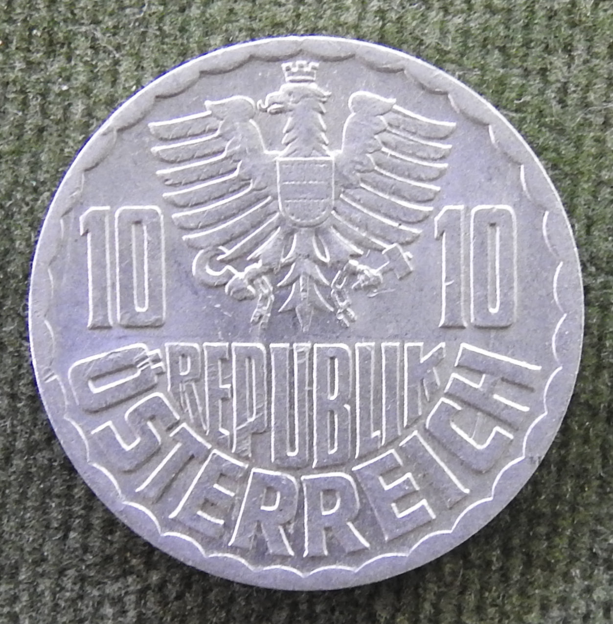 Austria 1966 10 Groschen Austrian Coat of Arms Coin