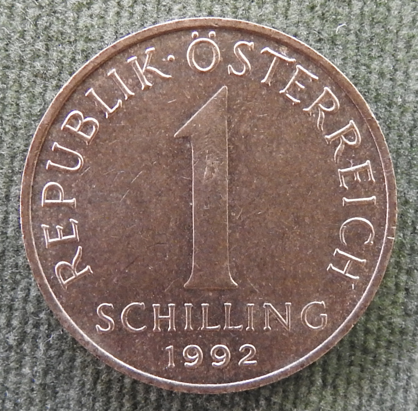 Austria 1992 1 Schilling Three Edelweiss Flowers Coin