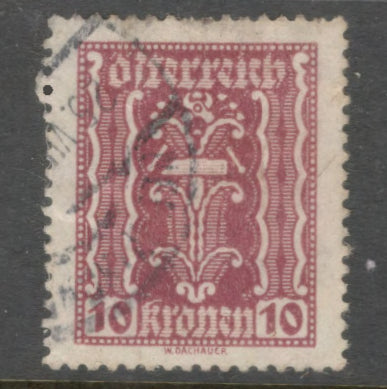 Austria 1922 - 1924 10 Kronen Reddish Purple Republic of Austria Stamp - Perfin:12.5