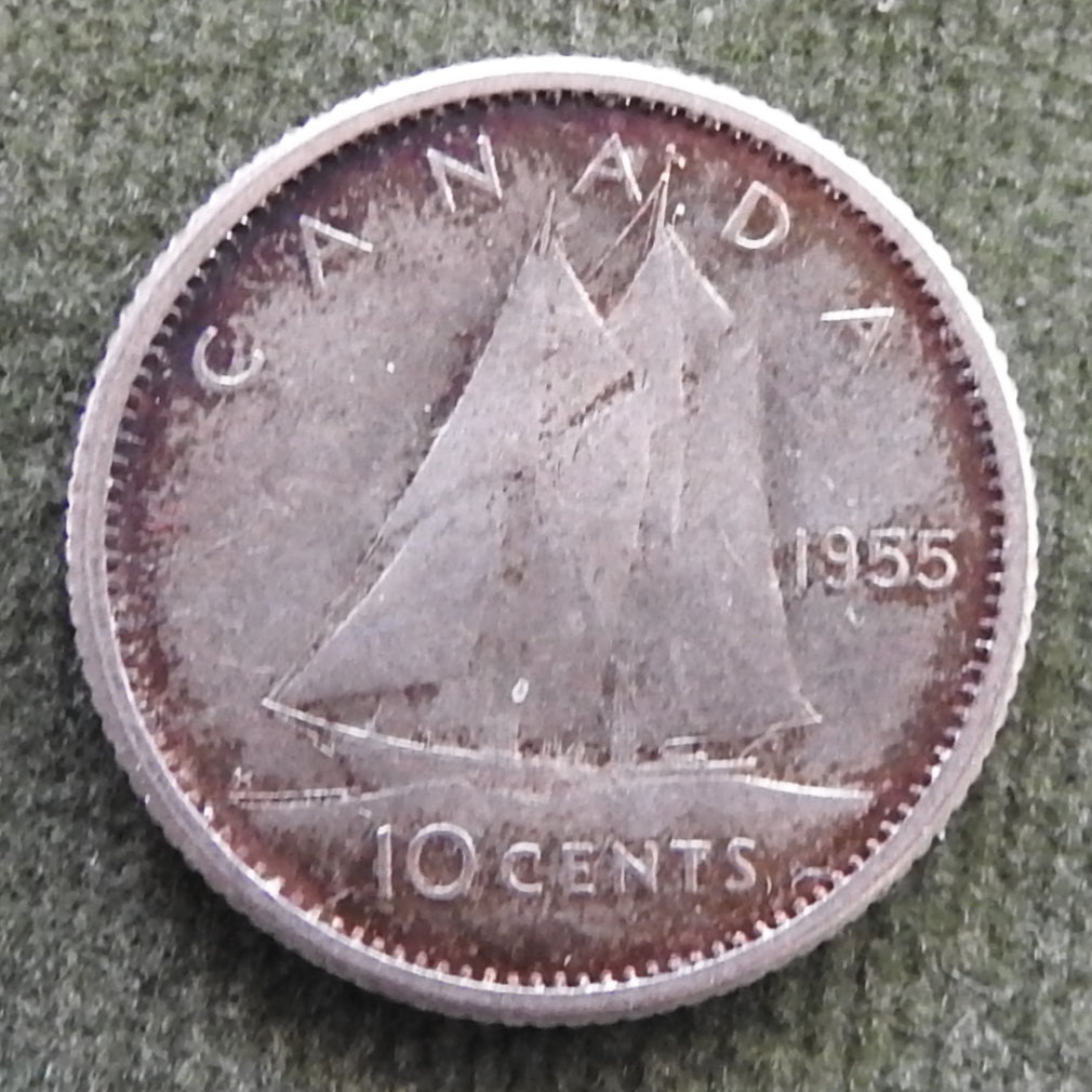 Canada 1955 10 Cent Bluenose Under Sail Queen Elizabeth II Silver Coin