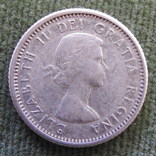Canada 1961 10 Cent Bluenose Under Sail Queen Elizabeth II Silver Coin
