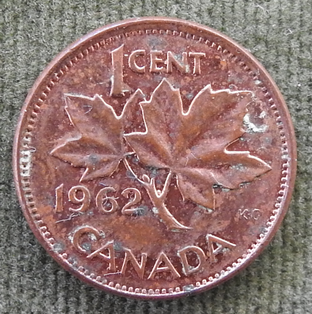 Canada 1962 1 Cent Maple Leaf Queen Elizabeth II Coin