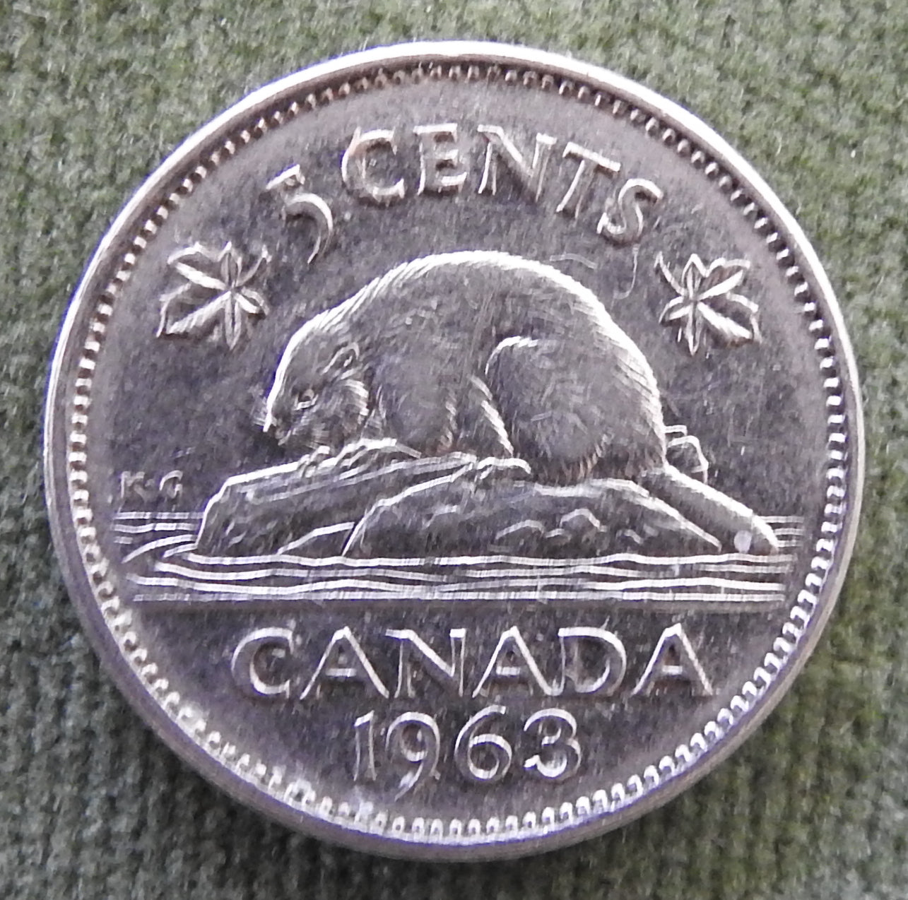 Canada 1963 5 Cent Coin Queen Elizabeth II North American Beaver