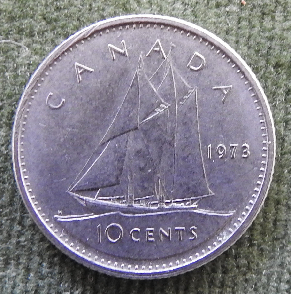Canada 1973 10 Cent Coin Queen Elizabeth II Bluenose Under Sail