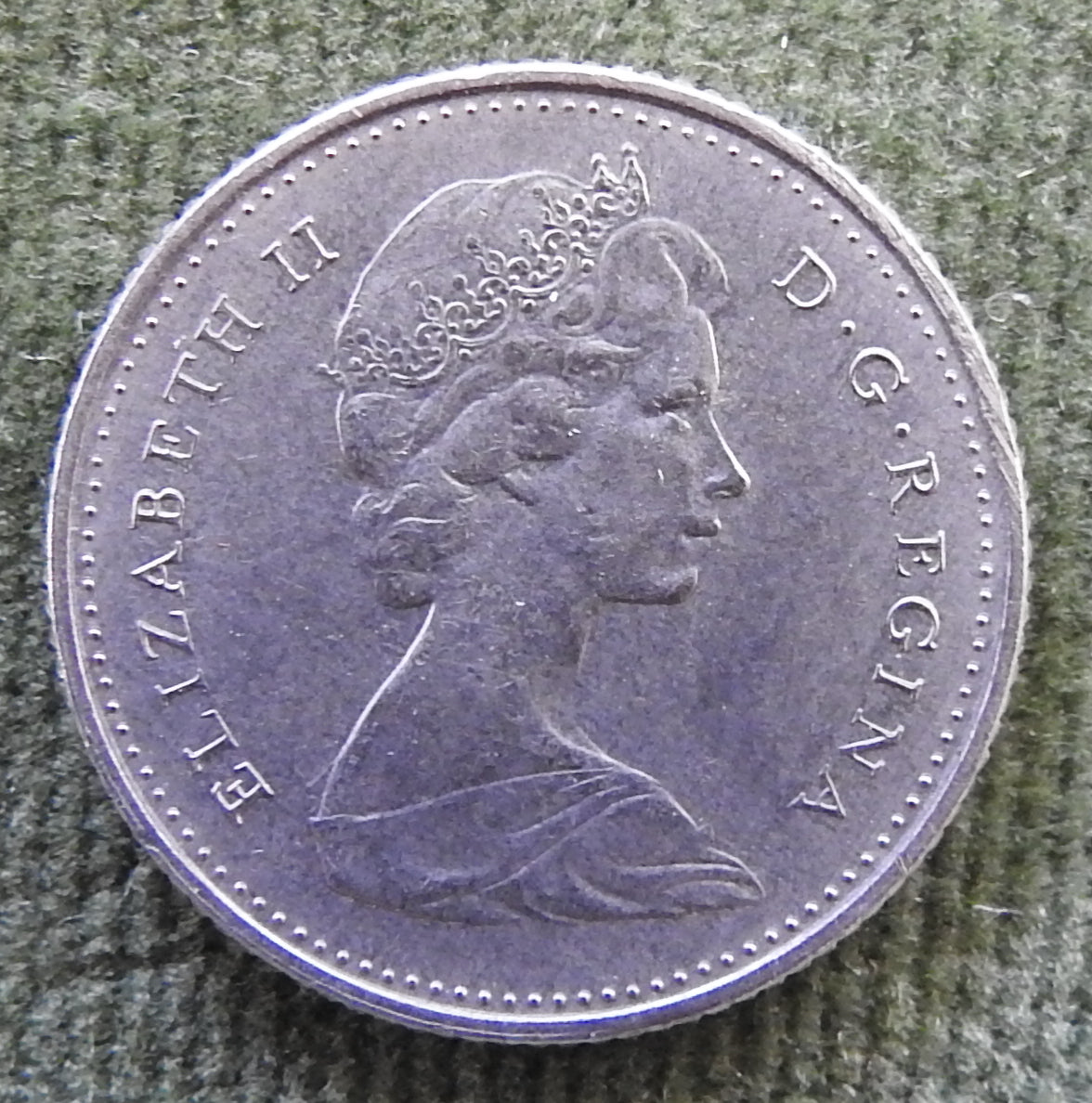Canada 1973 10 Cent Coin Queen Elizabeth II Bluenose Under Sail