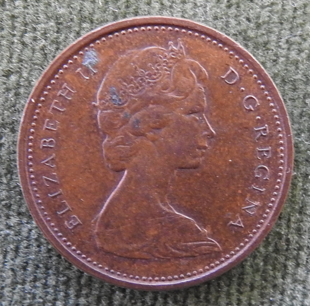 Canada 1973 1 Cent Maple Leaf Queen Elizabeth II Coin