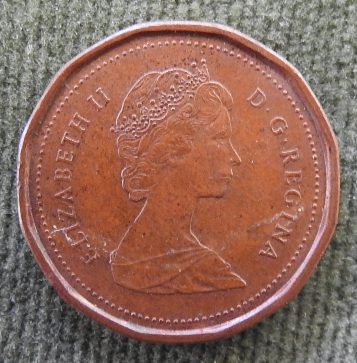 Canada 1987 1 Cent Maple Leaf Queen Elizabeth II Coin