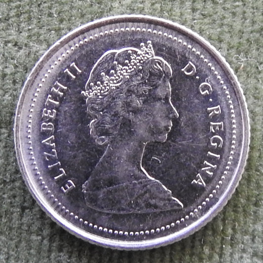 Canada 1989 10 Cent Bluenose Under Sail Queen Elizabeth II Coin