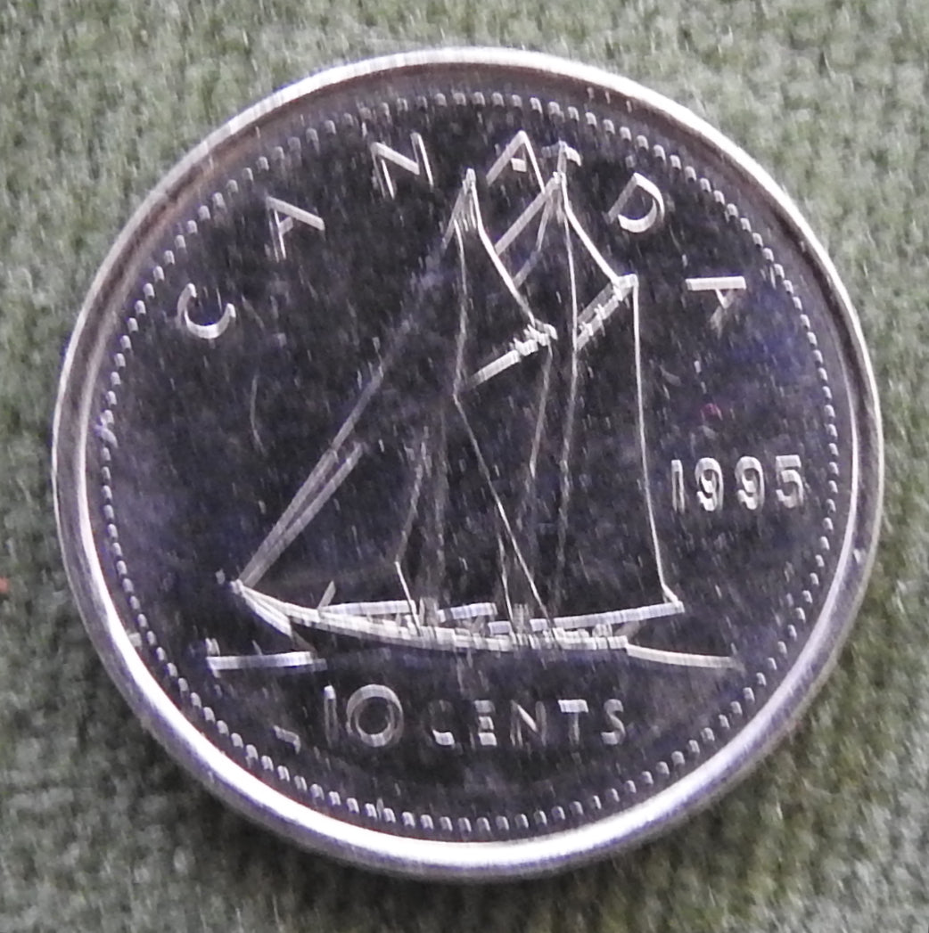 Canada 1995 10 Cent Bluenose Under Sail Queen Elizabeth II Coin