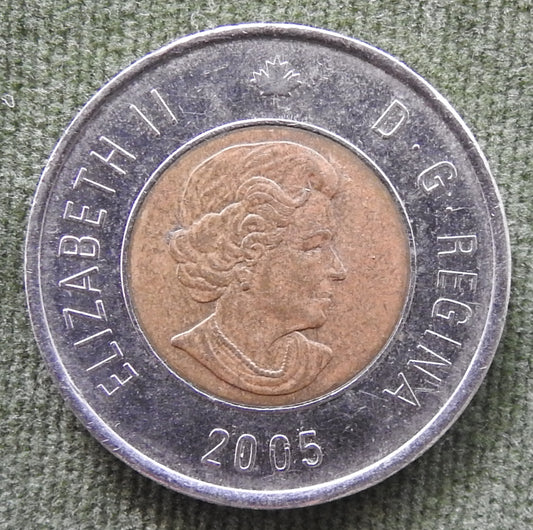 Canada 2005 2 Dollar Bimetal Queen Elizabeth II Coin
