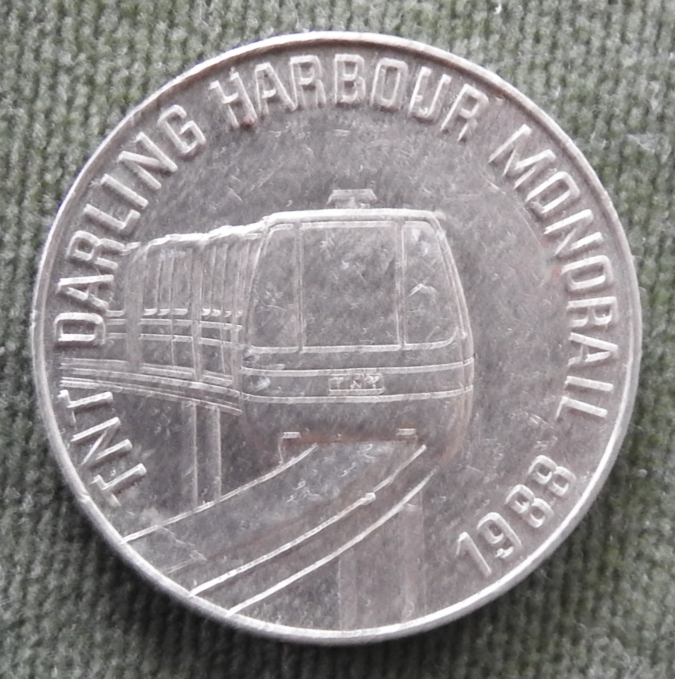 TNT Darling Harbour Monorail Token 1988 - Frill Necked Lizard