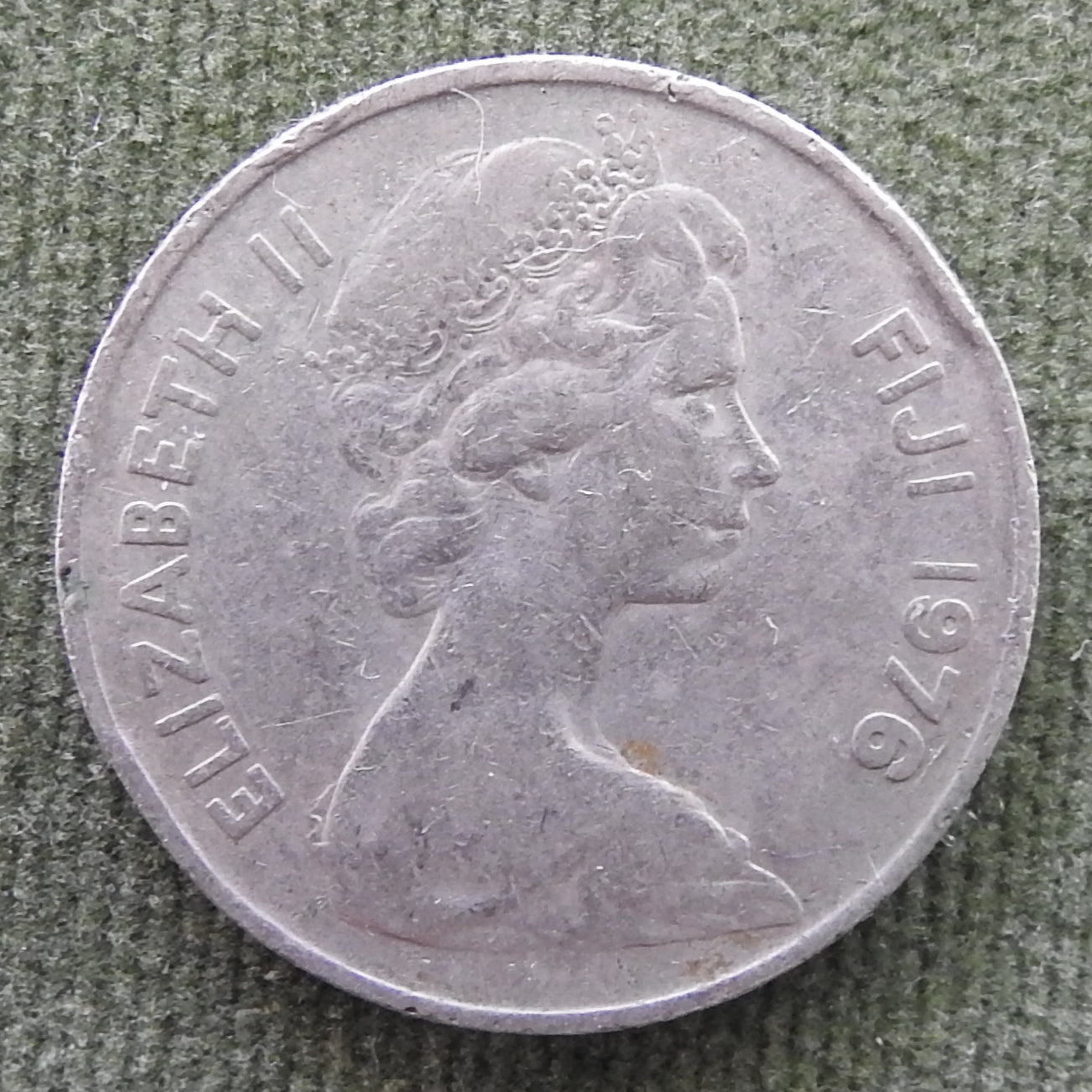 Fiji 1976 10 Cent Throwing Club Coin