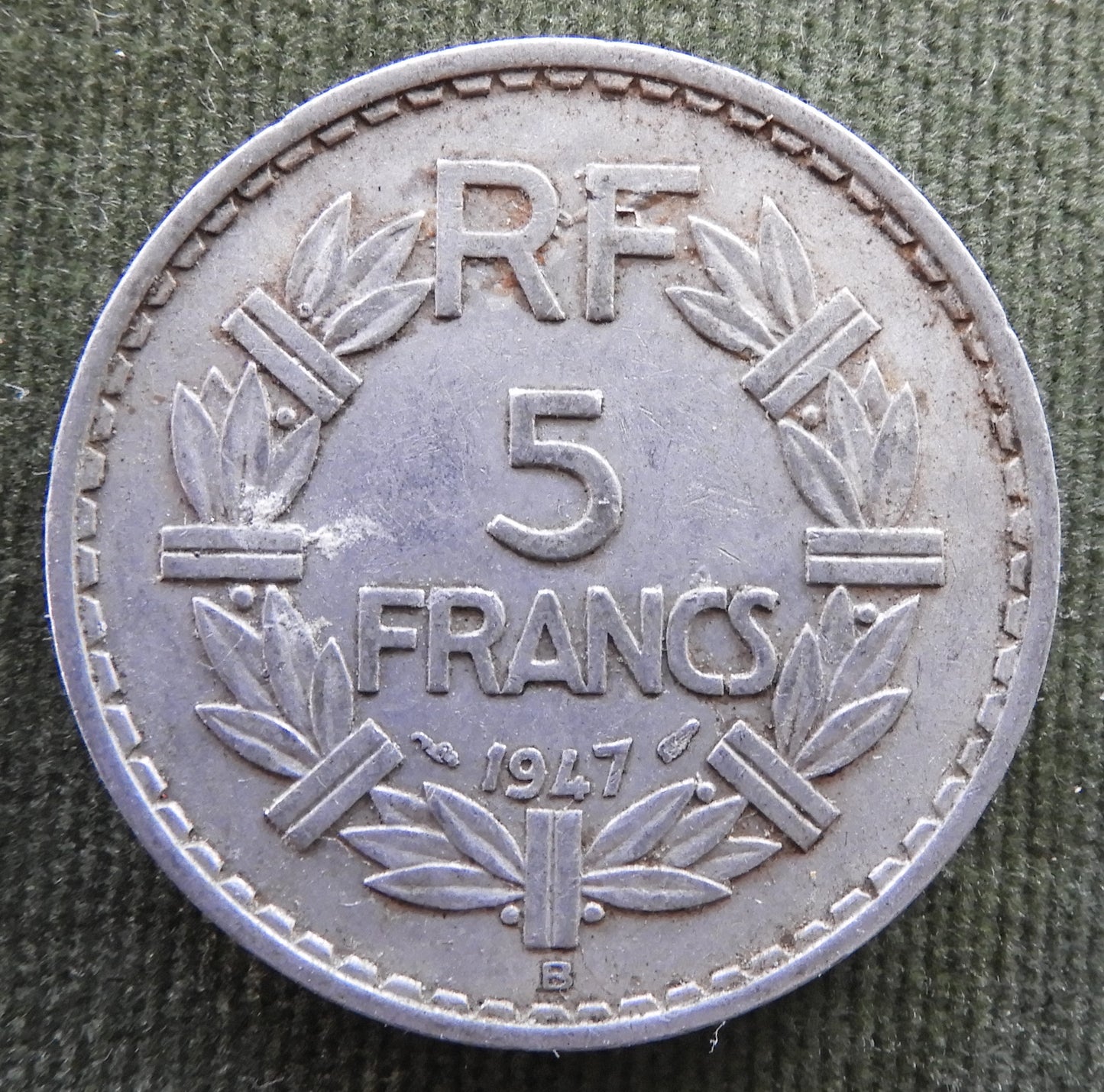 French 1947 B 5 Franc Coin - Circulated