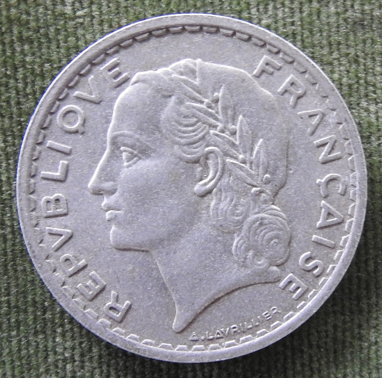 French 1949 5 Franc Coin Laureate Head
