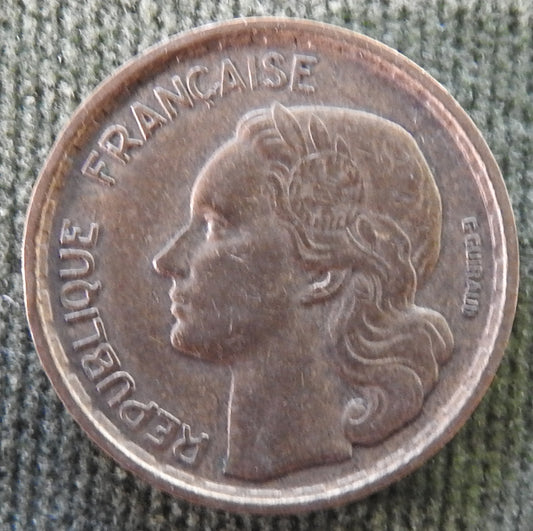 French 1952 10 Franc Coin - Circulated