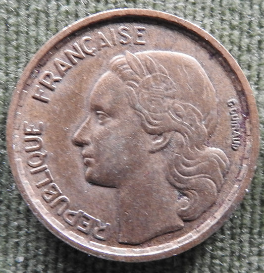 French 1955 10 Franc Coin - Circulated