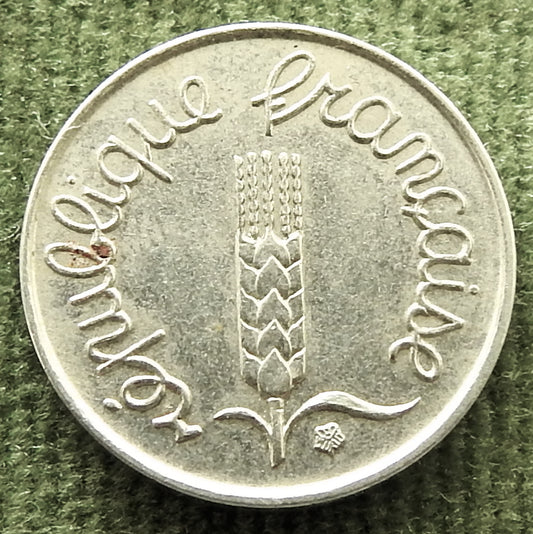 French 1964 1 Centime Coin - Circulated