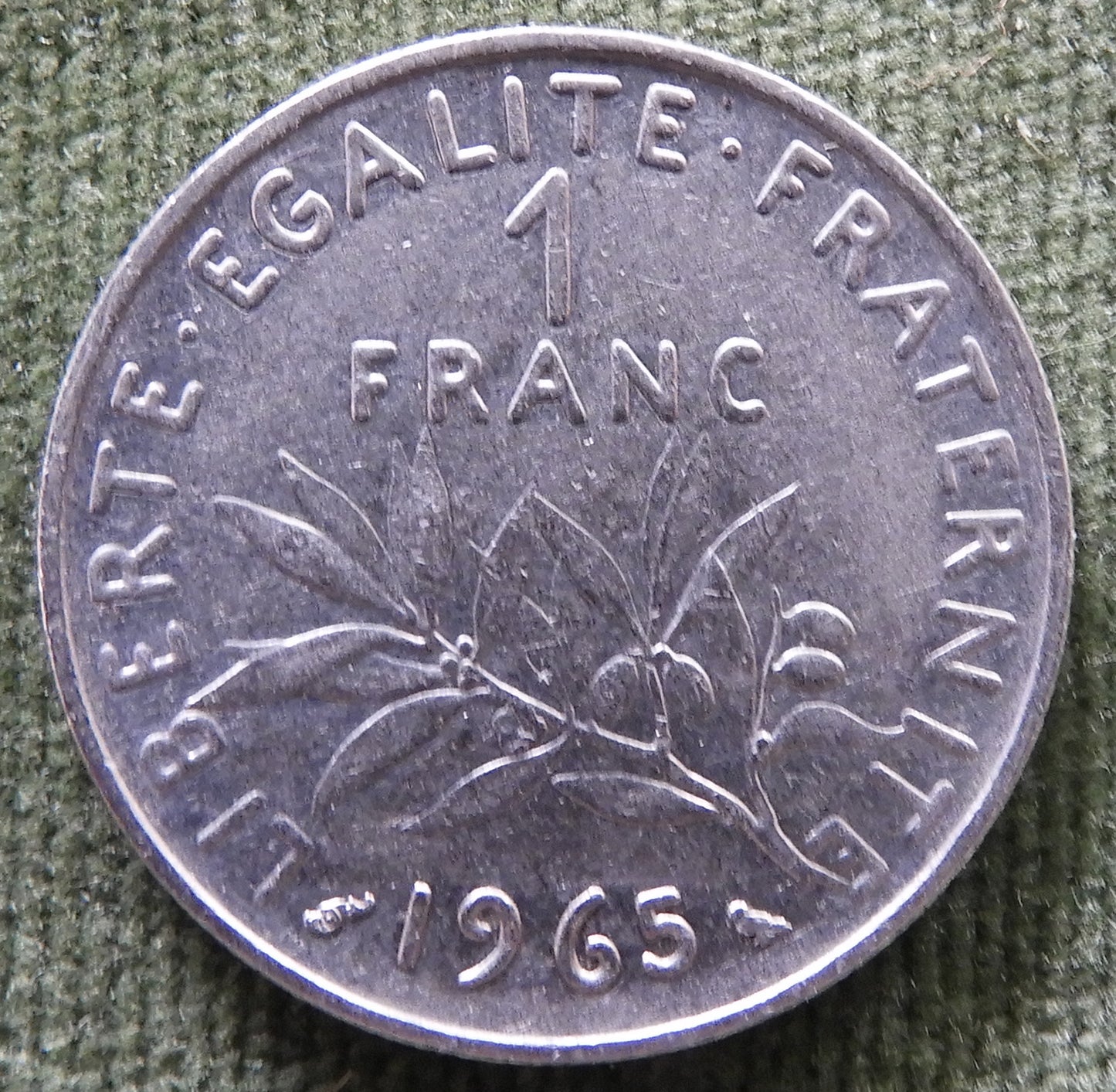 French 1965 1 Franc Coin - Circulated