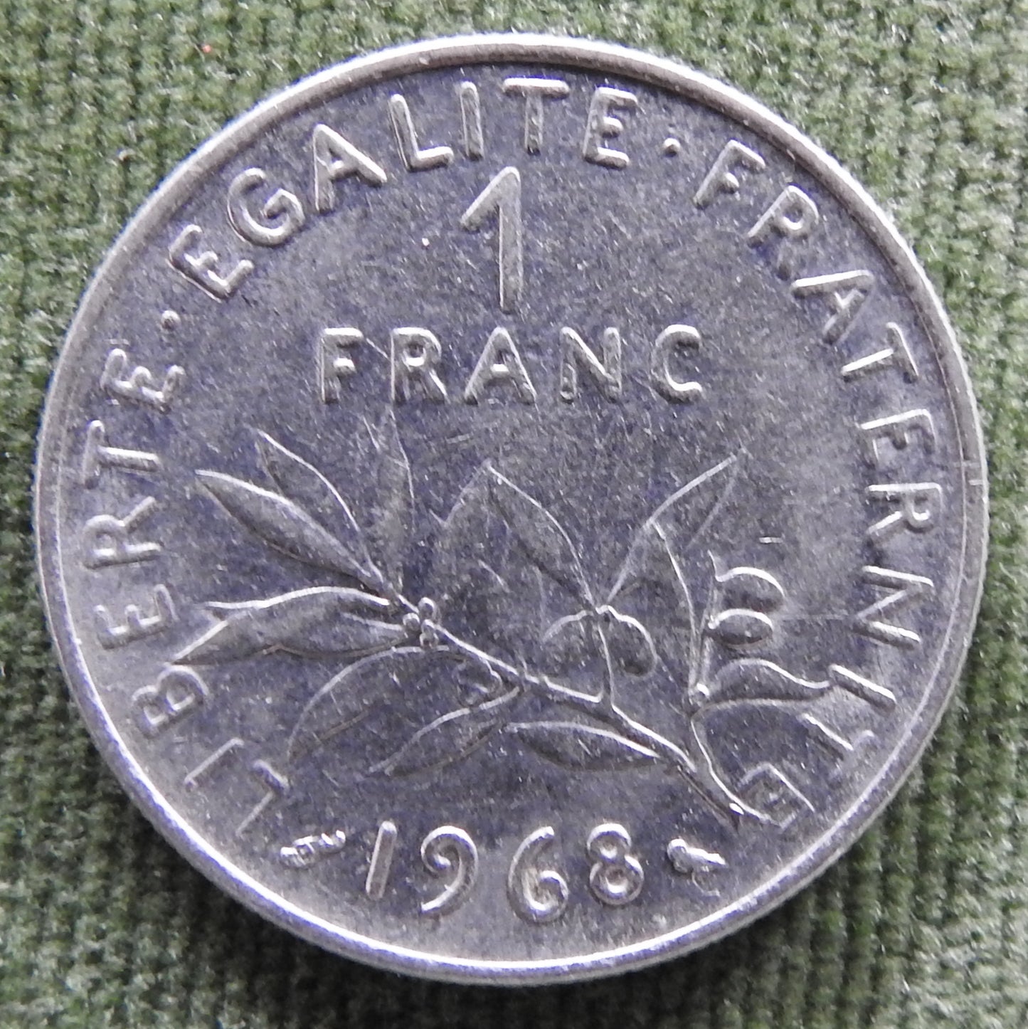 French 1968 1 Franc Coin - Circulated