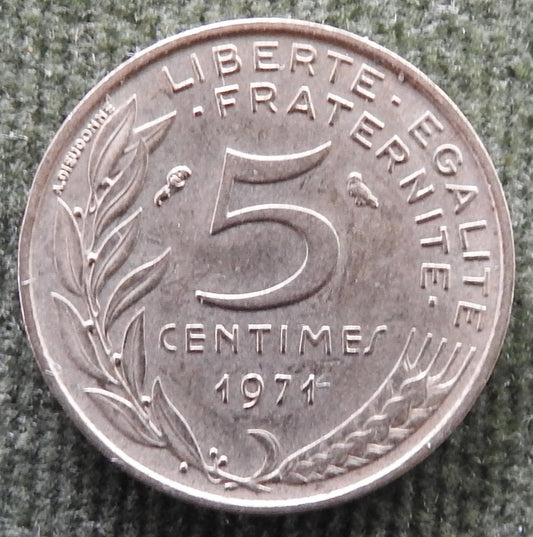 French 1971 5 Five Centimes Coin