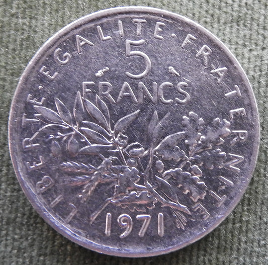 French 1971 5 Franc Coin - Circulated