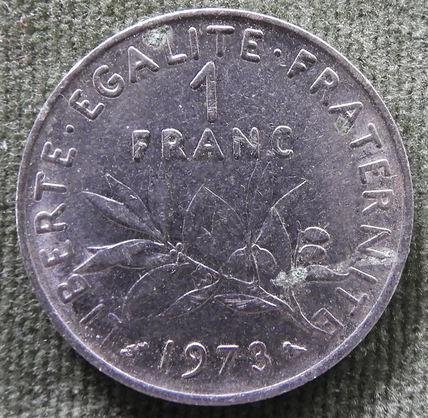 French 1973 1 Franc Coin - Circulated