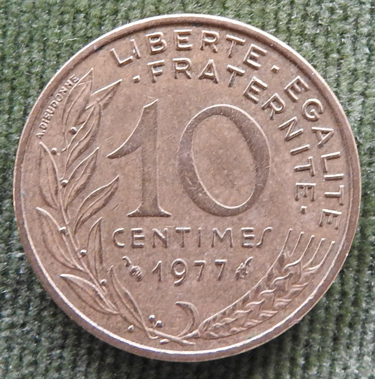 French 1977 10 Centimes Coin - Circulated