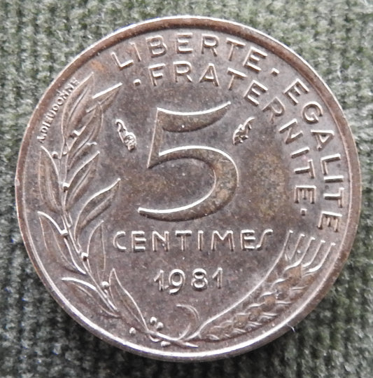 French 1981 5 Centimes Coin - Circulated