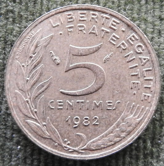 French 1982 5 Centimes Coin - Circulated